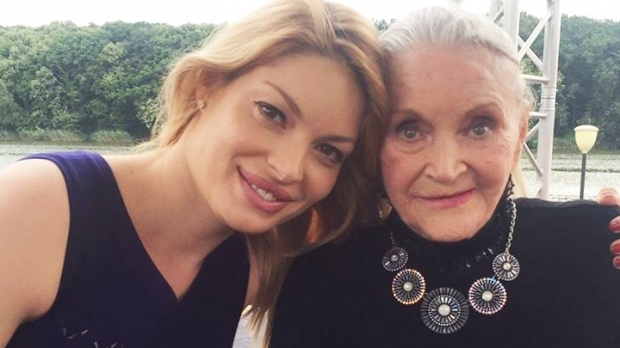 Valentina Pelinel poartă un respect deosebit Zinei Dumitrescu