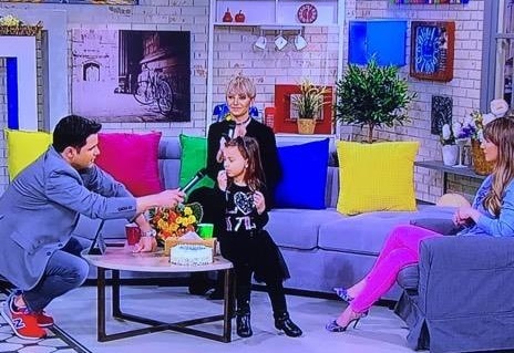 Giulia, împreună cu fiica ei