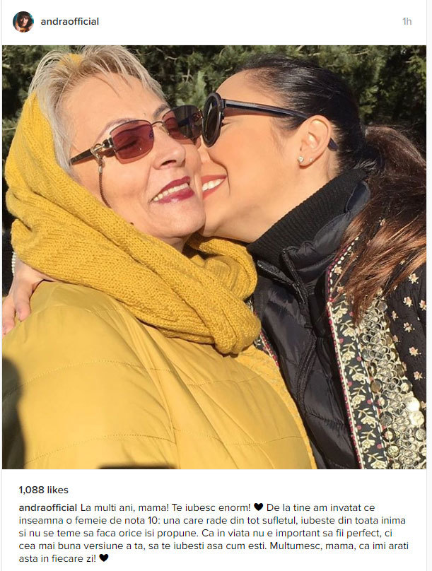 Andra o iubeşte enorm pe mama ei, Elena