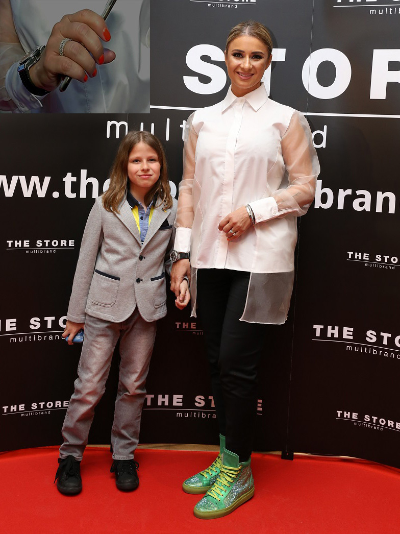 Anamaria Prodan a primit un inel preţios de la soţul ei.