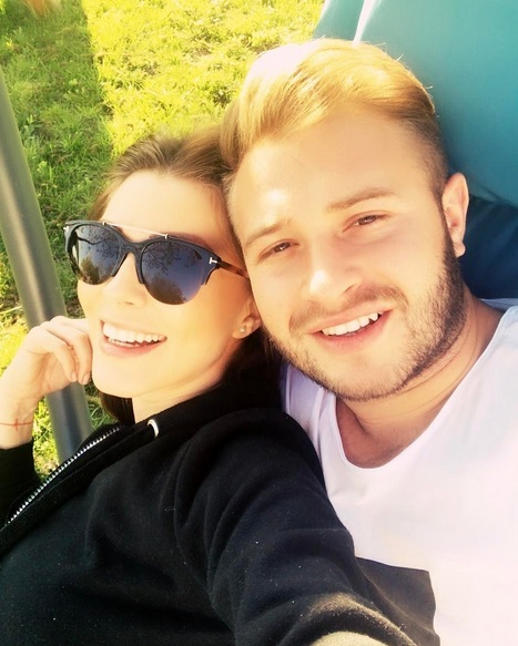 Ilinca Vandici şi Andrei Neacşu s-au pozat împreună de Paşte.