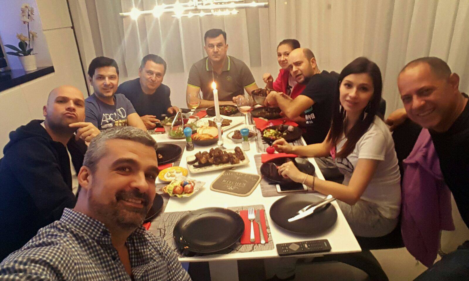 Liviu Vârciu a făcut public acest „tablou de familie“, după ce s-a aflat că va deveni tătic