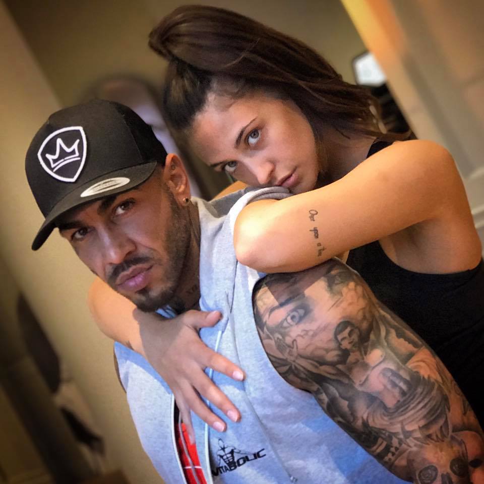 Antonia şi Alex Velea se antrenează intens în sala de fitness.