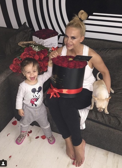 Ieri a fost ziua de naştere a Andei Adam.