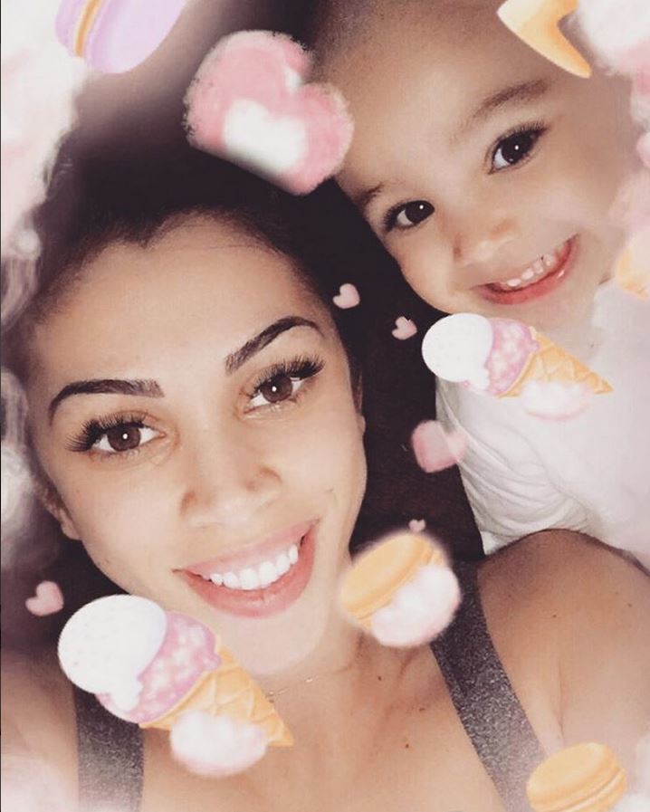 Soţia lui Pepe a făcut publică imaginea cu fetiţa lor pe Instagram