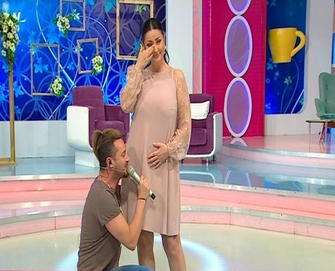 Gabriela Cristea a anunţat oficial că va avea un copil.