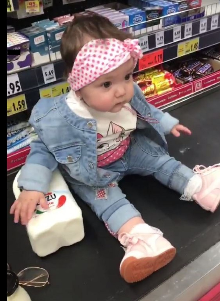 Bianca Drăguşanu a mers cu Sofia la cumpărături.