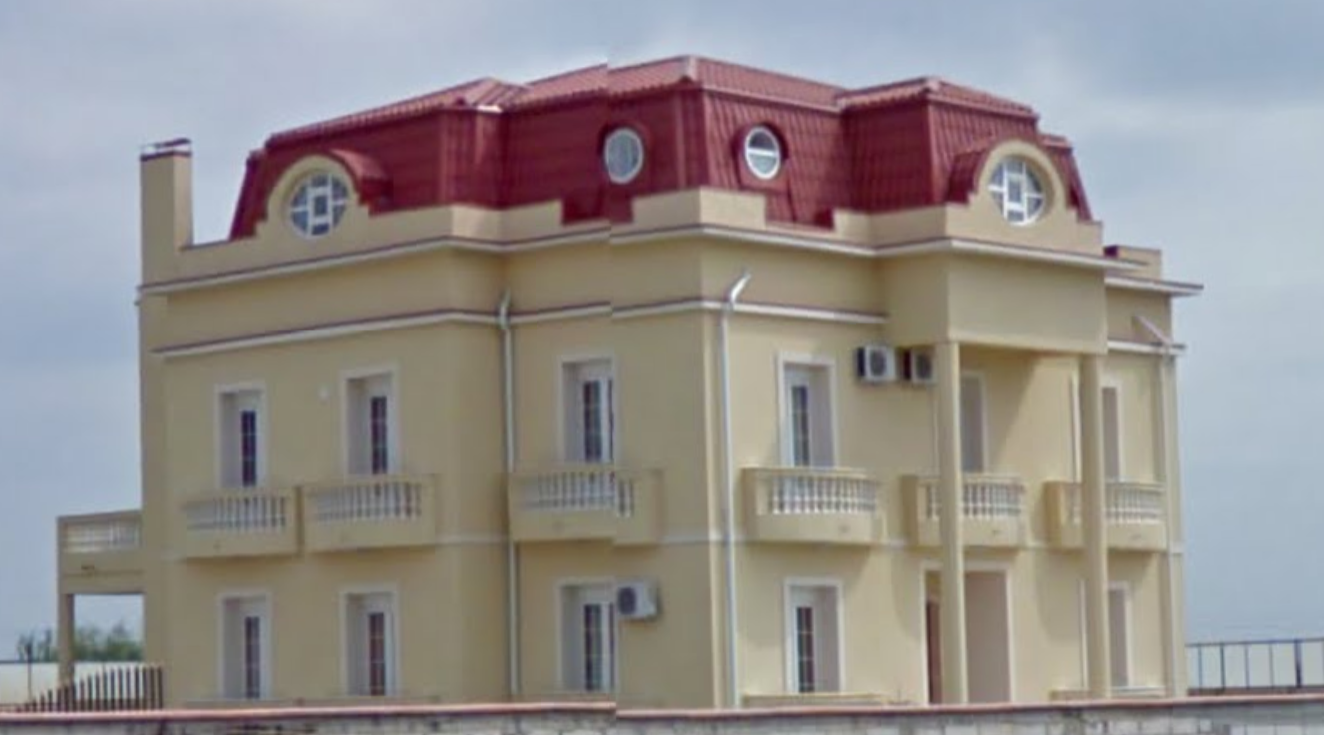 Aşa arată palatul în care stă Aya Alsukhni