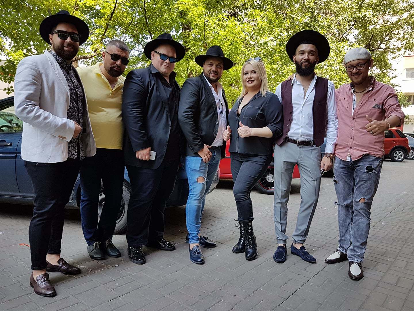 Viorica de la Clejani şi-a etalat silueta într-o ţinută adolescentină