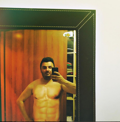 Liviu Guţă şi-a arătat abdomenul după ce a slăbit.