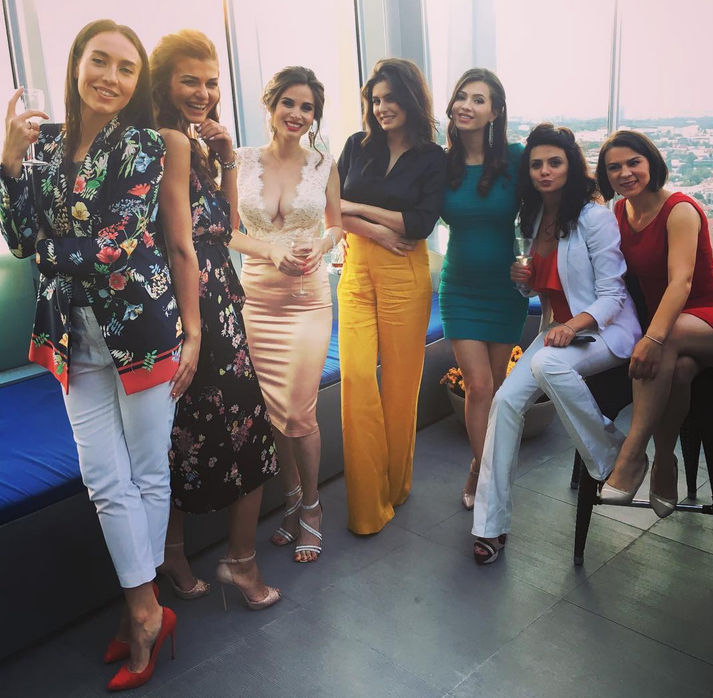 Anda Călin, iubita lui Liviu Vârciu, o graviduţă sexy