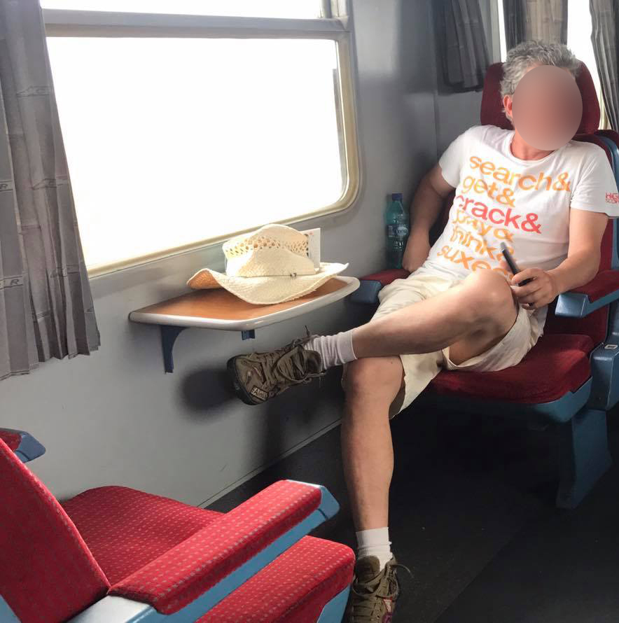 Roxana Voloşeniuc a făcut publică şi imaginea cu bărbatul care a agresat-o verbal