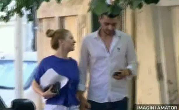 Alessia a fost alături de iubitul ei la maternitate