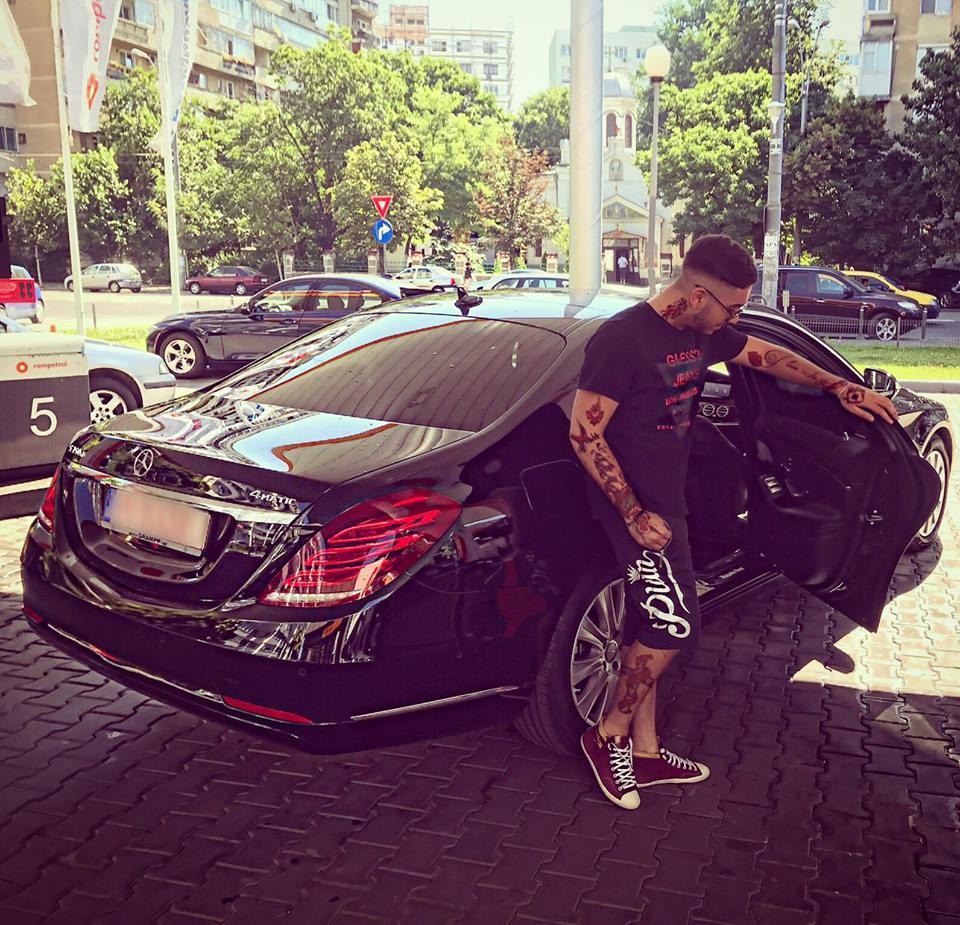 Fulgy de la Clejani s-a umplut de tatuaje