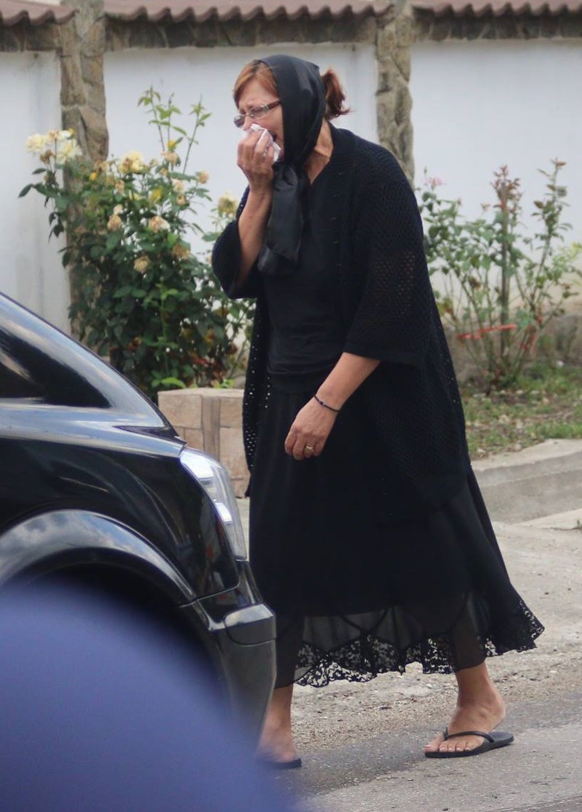 Mama Denisei, sfâşiată de durere