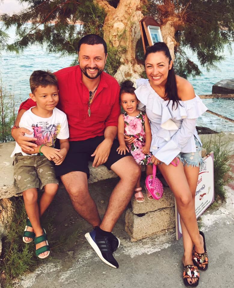 Familia Măruţă şi-a încheiat vacanţa şi s-a întors acasă.