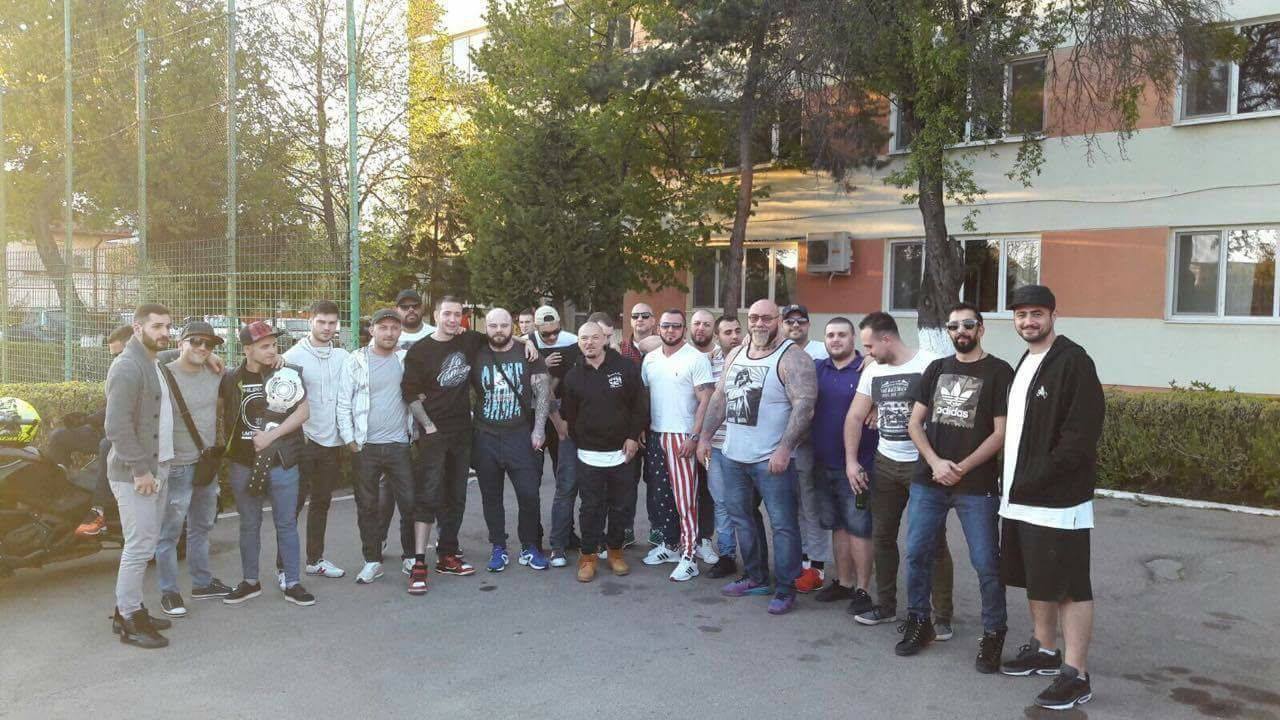 Daniel Chiraş, alături de Şişu şi Puya, dar şi de mai mulţi băieţi de cartier