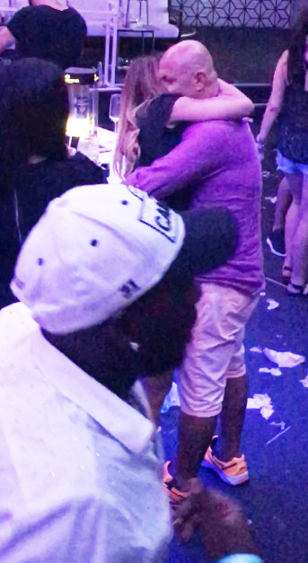 Nu doar că a cucerit-o rapid, dar s-a mai şi 