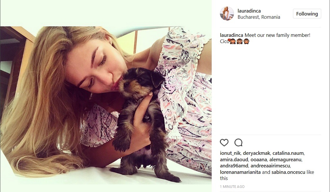 Laura Dincă se bucură de darul primit după eliberarea iubitului din penitenciar