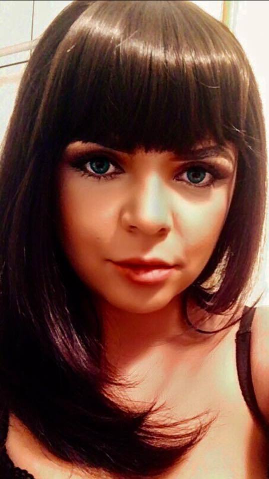 Laura Vass, schimbare totală de look