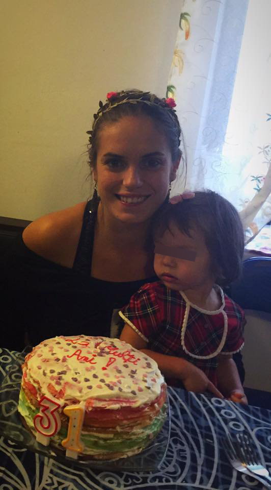 Deşi a trecut ceva vreme de când relaţia ei cu Principele Nicolae a ajuns la final, Nicoleta Cîrjan pare că nu a uitat vreo clipă de tatăl copilului ei