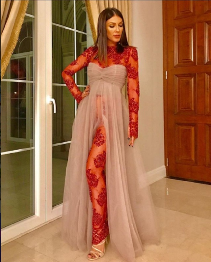 Ilinca Vandici a fost naşă de cununie.