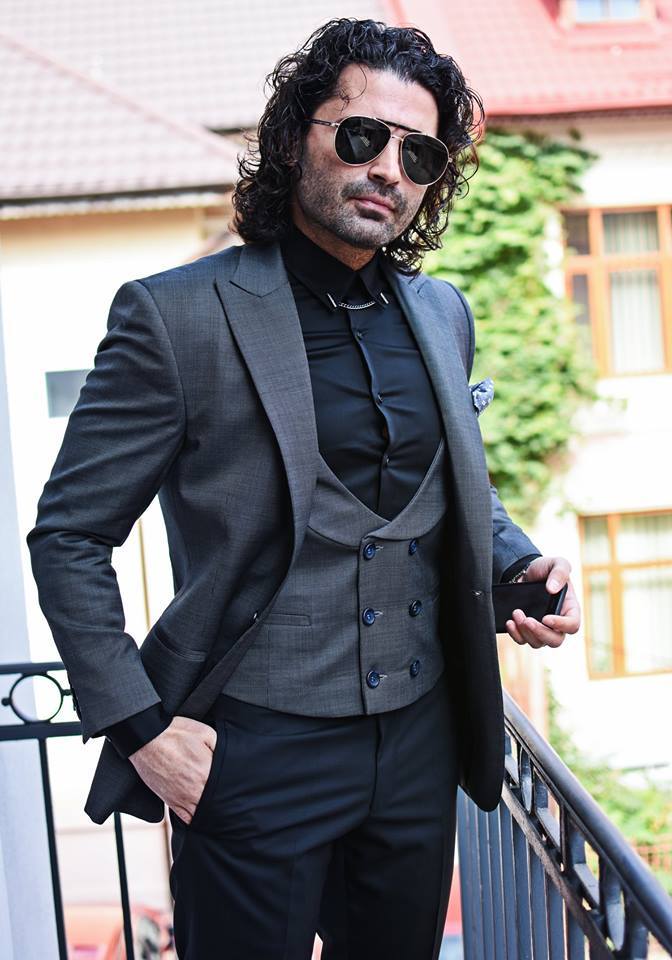 Pepe este gata de petrecere.