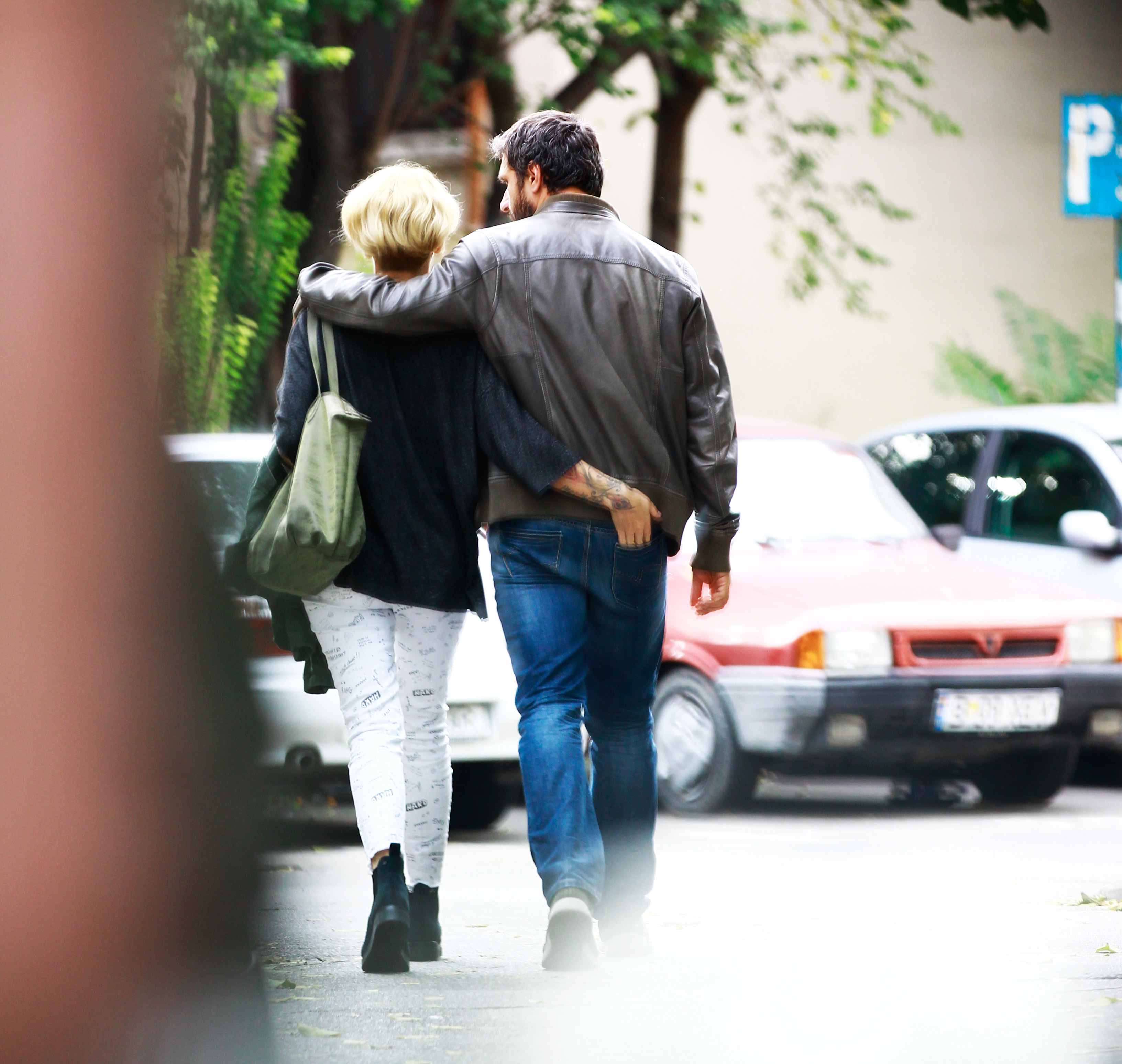 Dana şi-a pipăit soţul după seara romantică de la restaurant