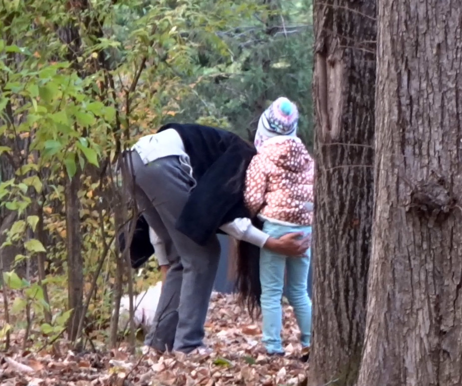 Laurette şi-a sărutat drăgăstos fiica... pe burtică