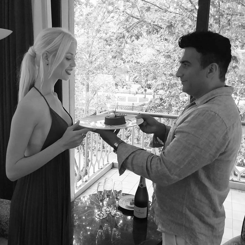 Diana Roibu se iubeşte acum cu afaceristul iranian Amir Badkoubeh