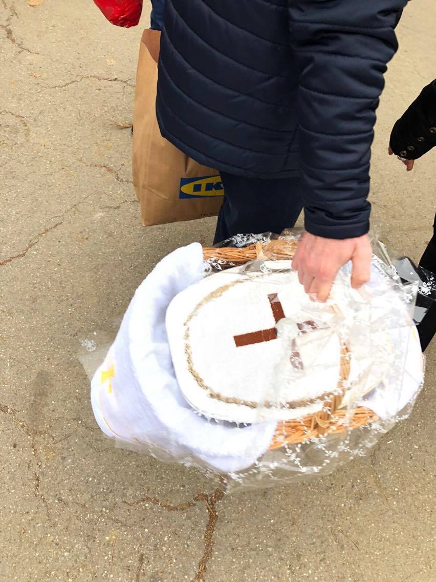 Coliva a fost adusă în biserică