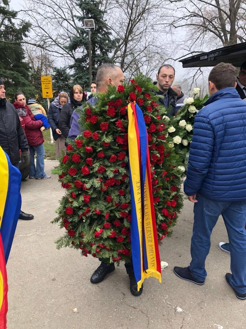 Coroana trimisă de Klaus Iohannis