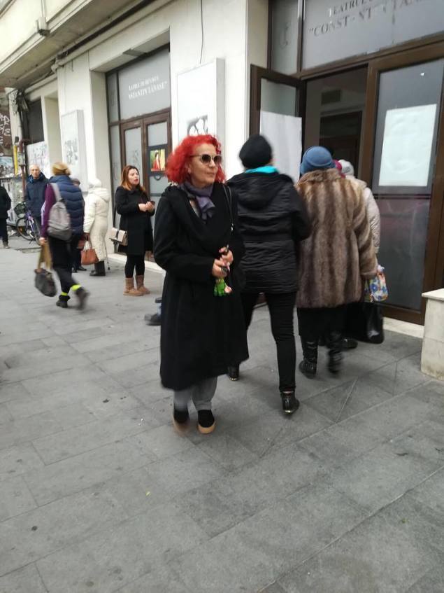 Iarina Demian, mama lui Tudor Chirilă, a venit să îi aducă un omagiu Stelei Popescu (Sursă foto: wowbiz.ro)