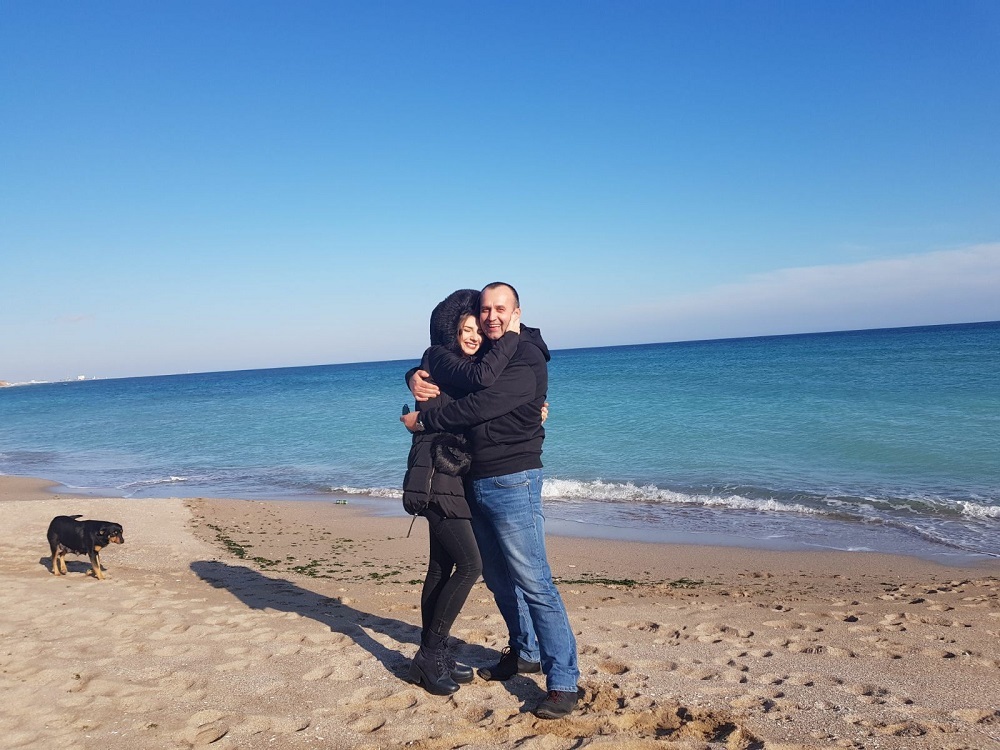 Ioana Toma şi Bogdan Grecu şi-au făcut recent declaraţii de iubire în public, dar apoi bruneta şi-a şters contul de Facebook. Sursa foto: Facebook