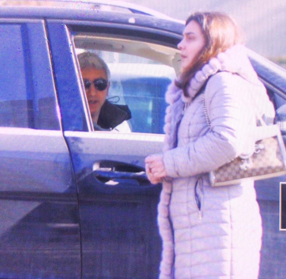 Soţia lui Dan Diaconescu a venit într-un suflet la fostul prezentator, după ce a aflat că a fost implicat într-un accident rutier.