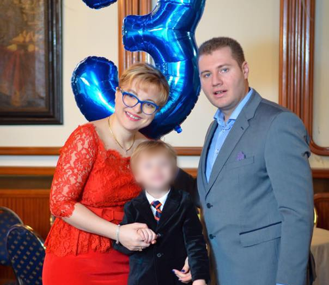 Fiica politicianului este căsătorită cu Ionuţ Rudeanu, iar cei doi au împreună un copil