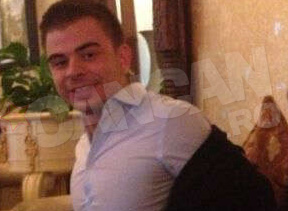 Andrei este copilot de avion si se iubeste cu Denise de 5 luni