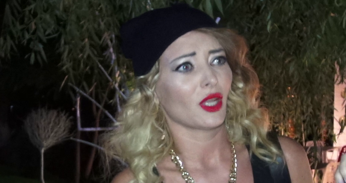 Delia reuseste sa surprinda prin modul ei de a se imbraca