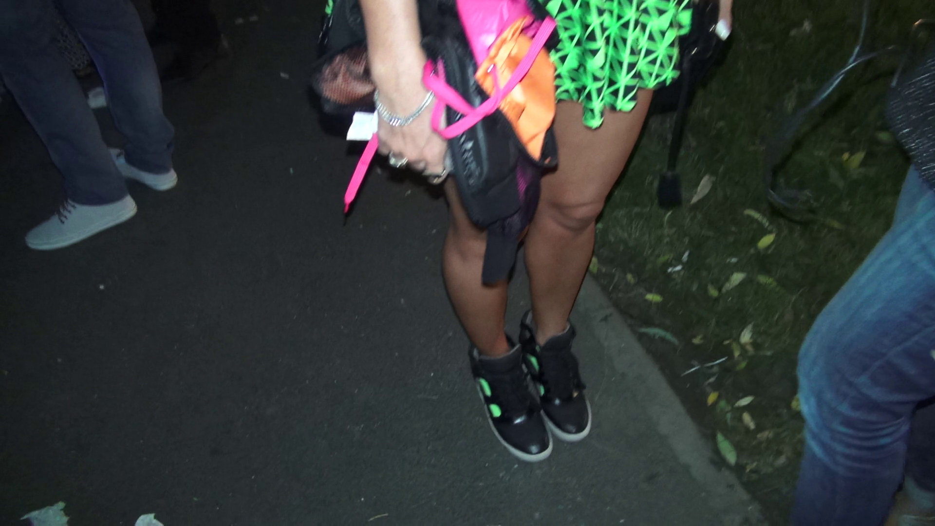 Solista nu este adepta pantofilor cu toc ci mai debraba a incaltarilor comode