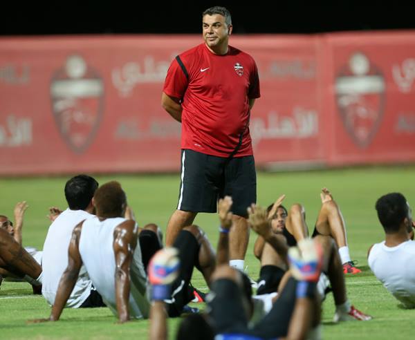 Olaroiu il are ca secund pe unul din fostii mari fotbalisti italieni, Fabio Cannavaro