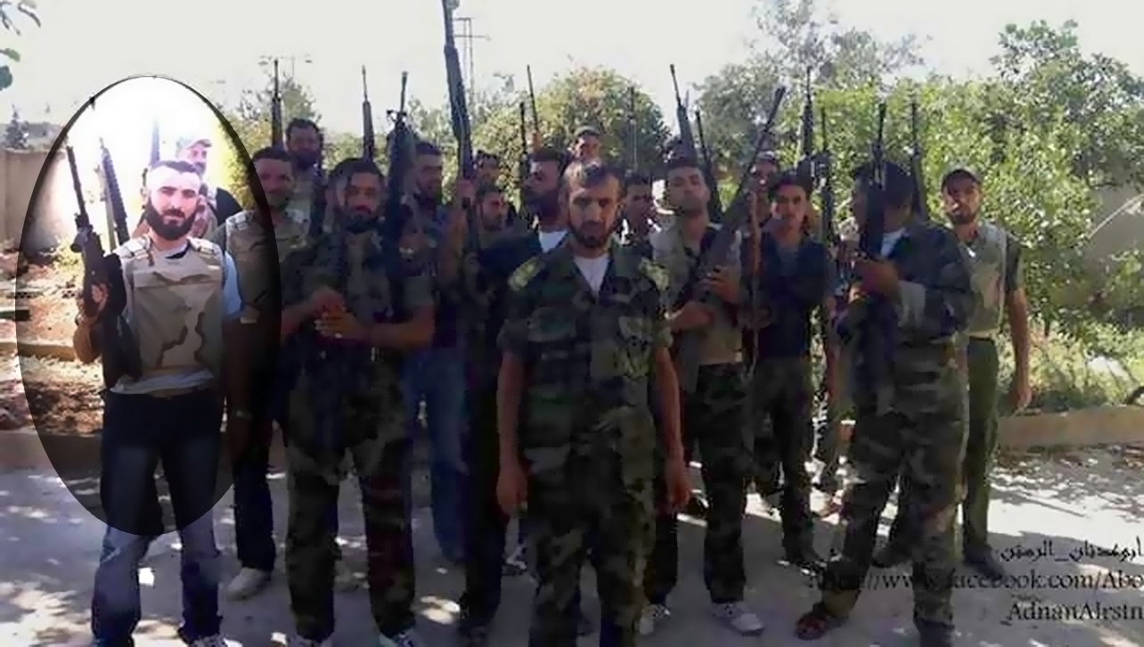 O fotografie cu mai multi militanti islamisti inarmati se afla printre favoritele lui Omar Jr., tanarul postand-o pe contul sau de Facebook