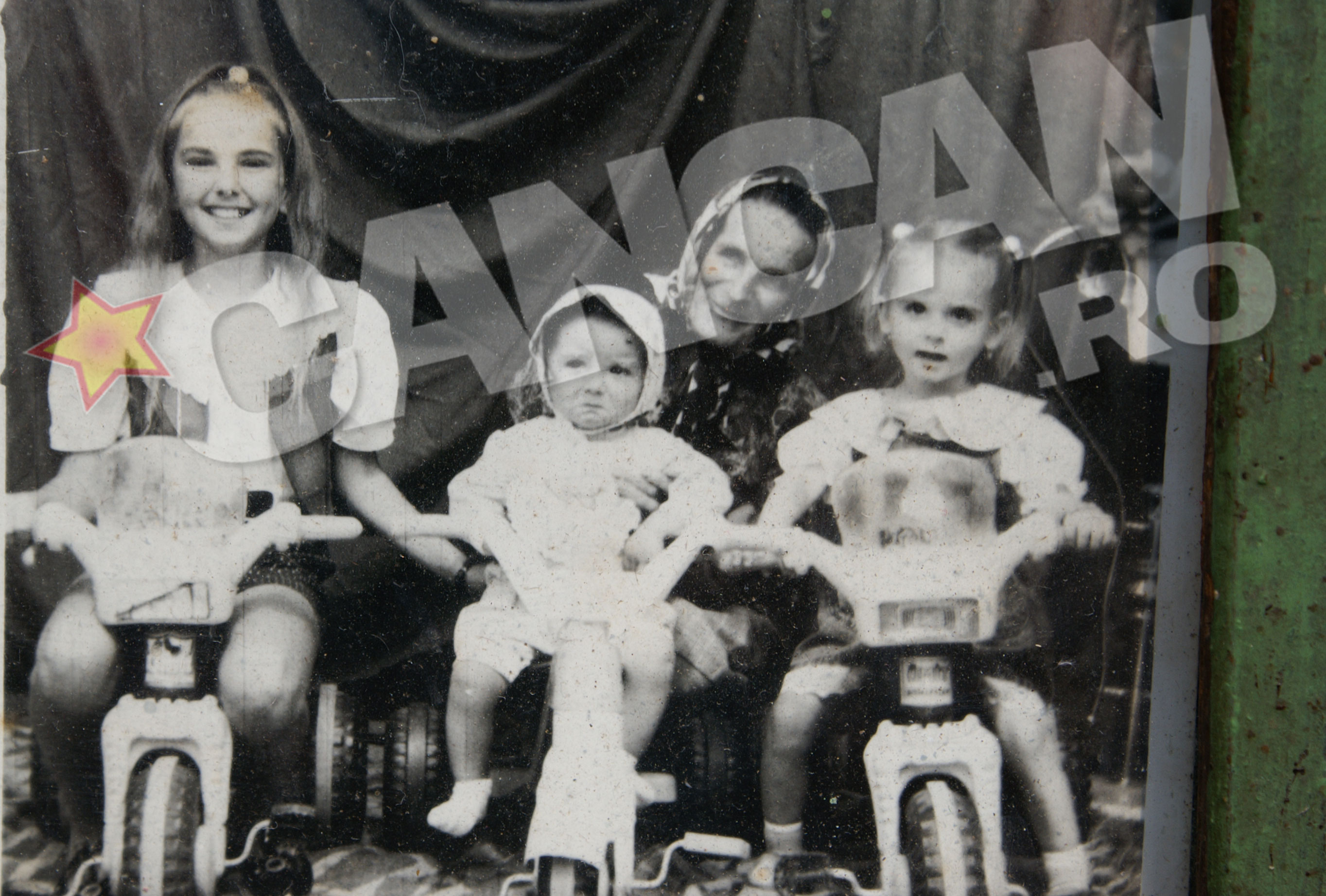 Roxana, alaturi de bunica ei