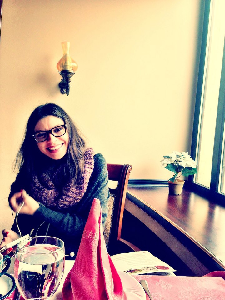 Laura s-a facut fata de casa si nu vrea sa mai auda de showbizz