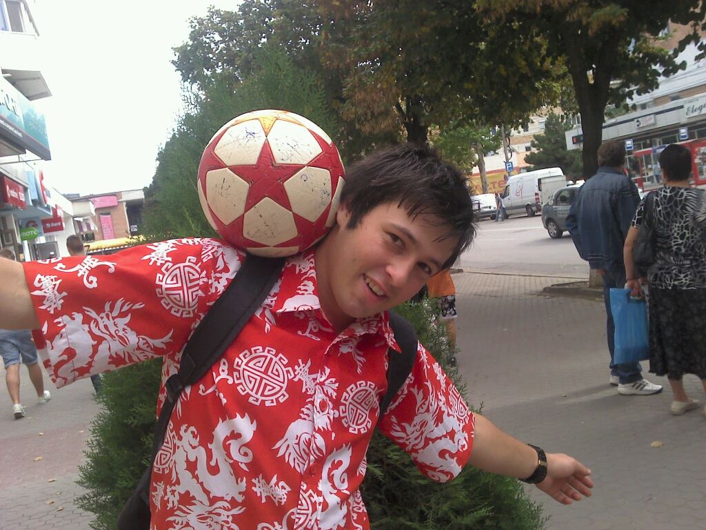 Stefan s-a vopsit saten