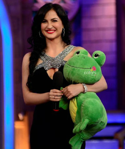 Ellie a intrat de curand in casa Big Boss, show-ul pe care Salman il prezinta la o televiziune indiana