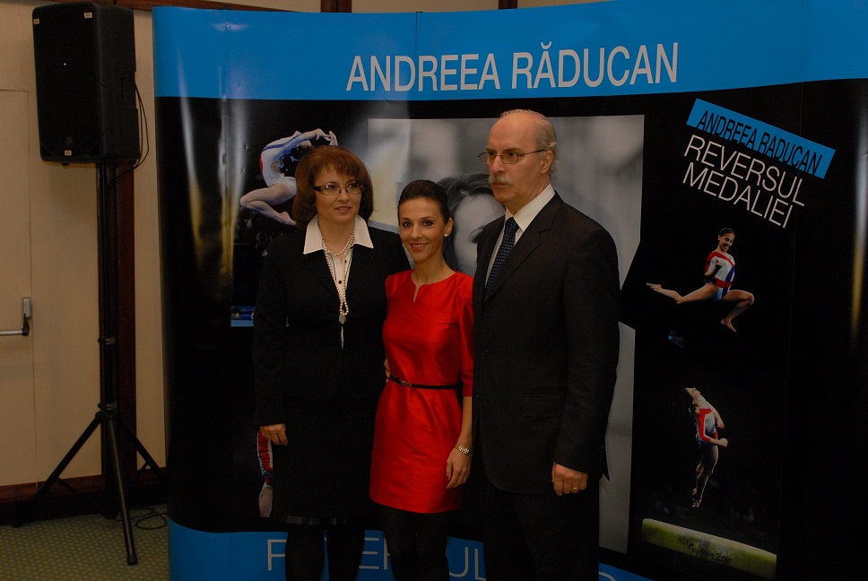 Andreea are o relatie extraordinara cu fostii sai antrenori, Octavian Belu si Mariana Bitang