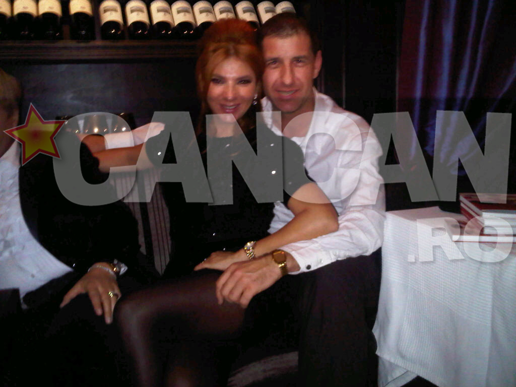 Mihaela Borcea, în ipostaze tandre cu un alt bărbat! Are fosta nevasta a lui Cristi un nou iubit? Află dacă şi-a refăcut viaţa!