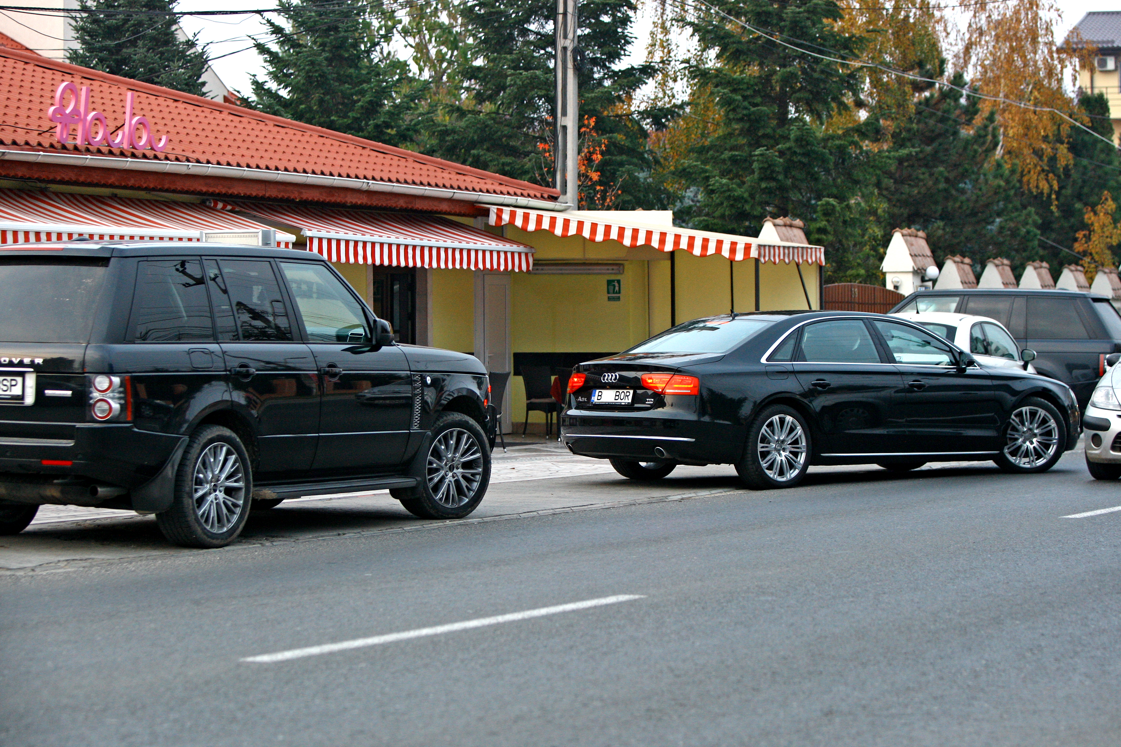 Preocupat, Cristi Borcea demaraeaza brusc, fara sa tina cont de faptul ca intra direct pe contrasens