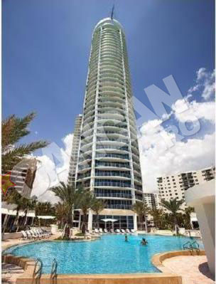 Casa lui Cristi Borcea de la malul Oceanului