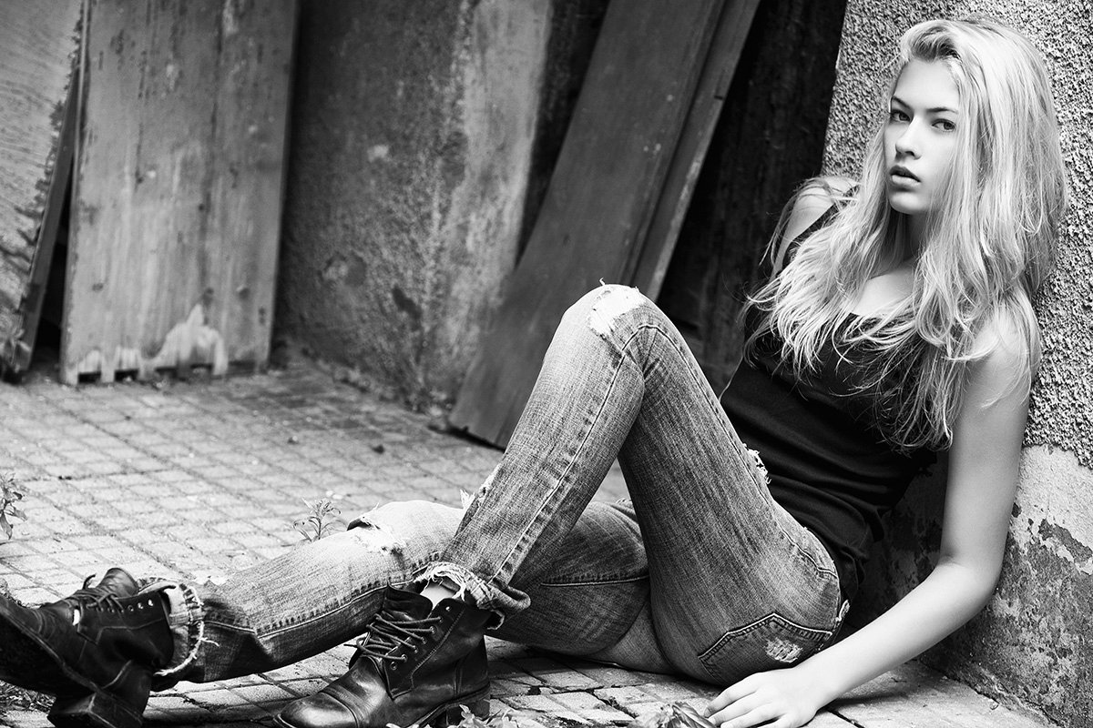 Lavinia Furtuna are 17 ani, 1,75m, 56 de kilograme si lupta sa-si consolideze pozitia in modeling